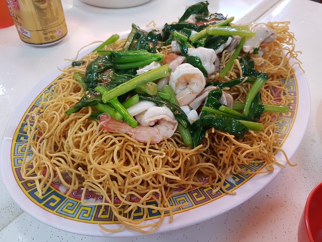 Hong Sheng Restaurant - Claypot Fish Head